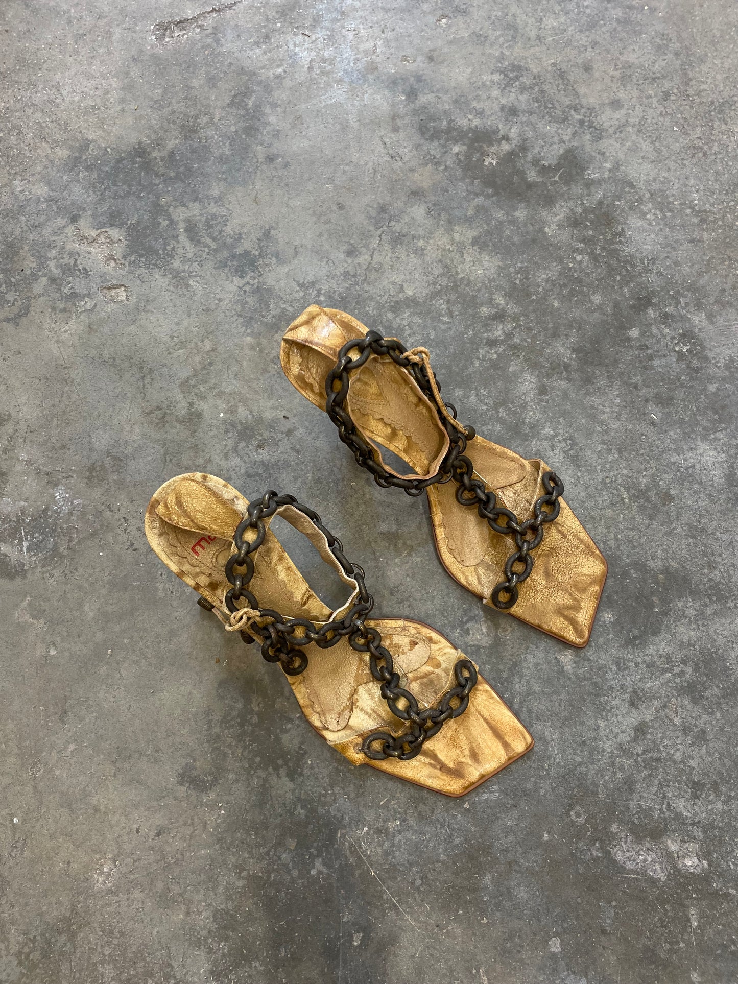 Sandals With Chains