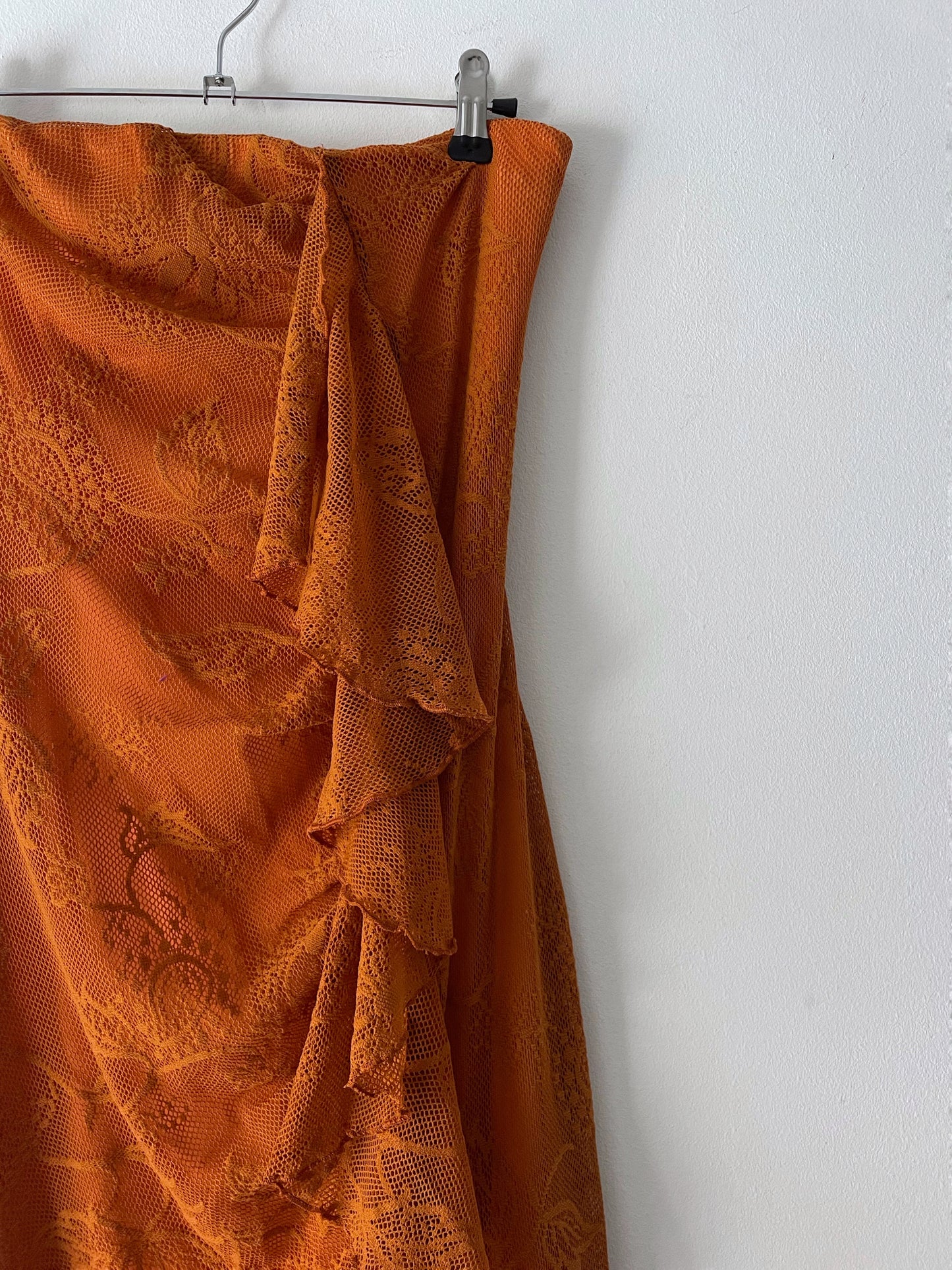 Lace dress with ruffles