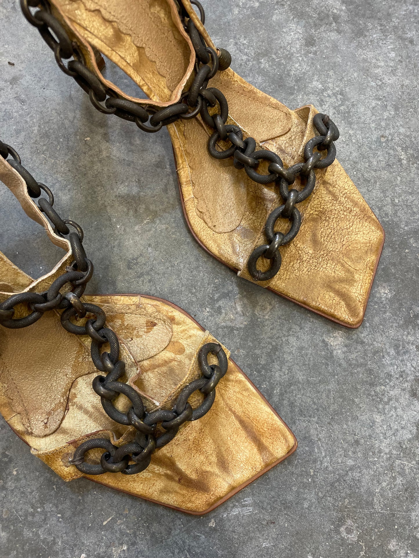 Sandals With Chains