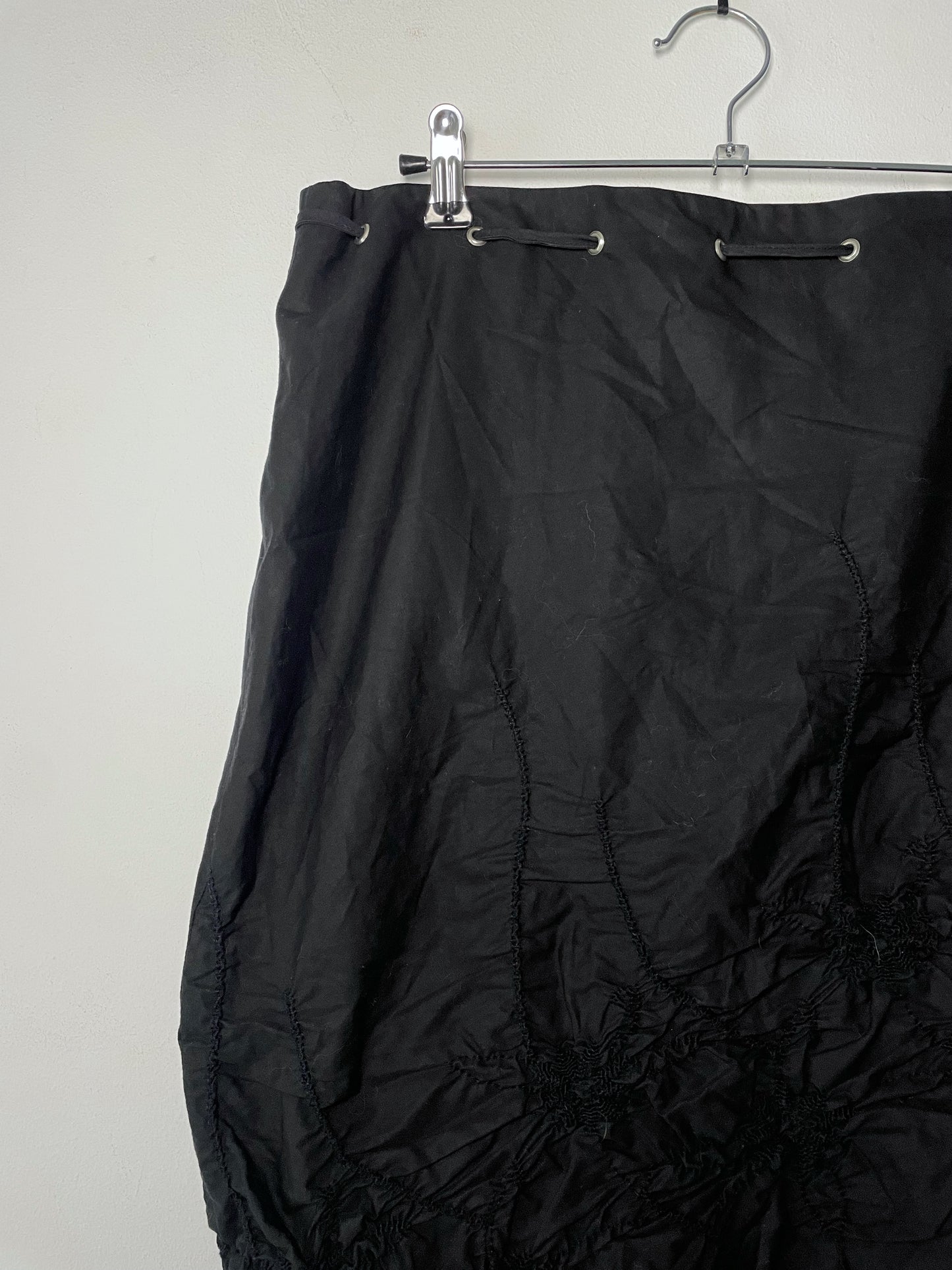 Asymmetrical skirt