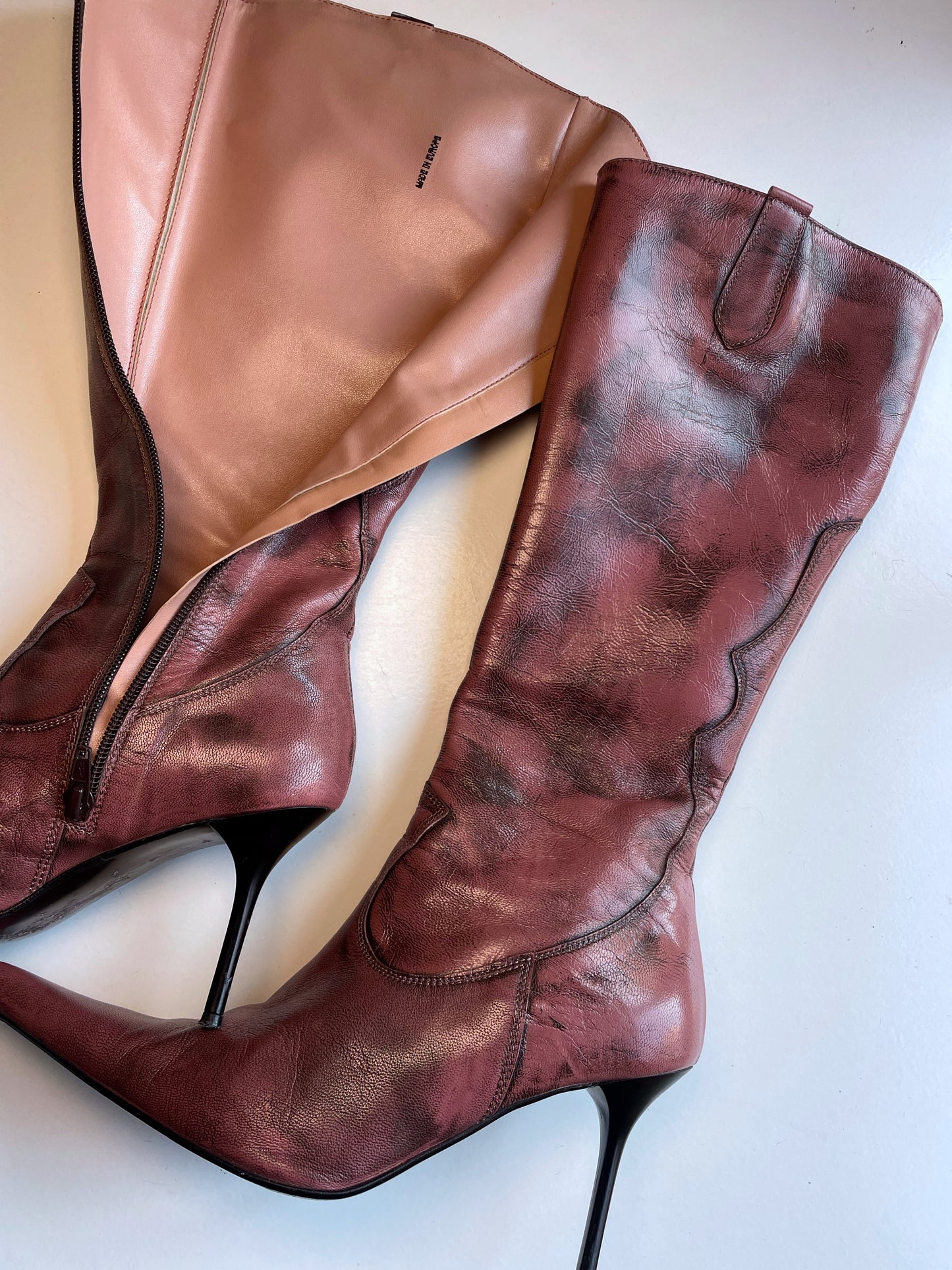 Vintage Maroon Pointed-Toe Mid-Calf Boots