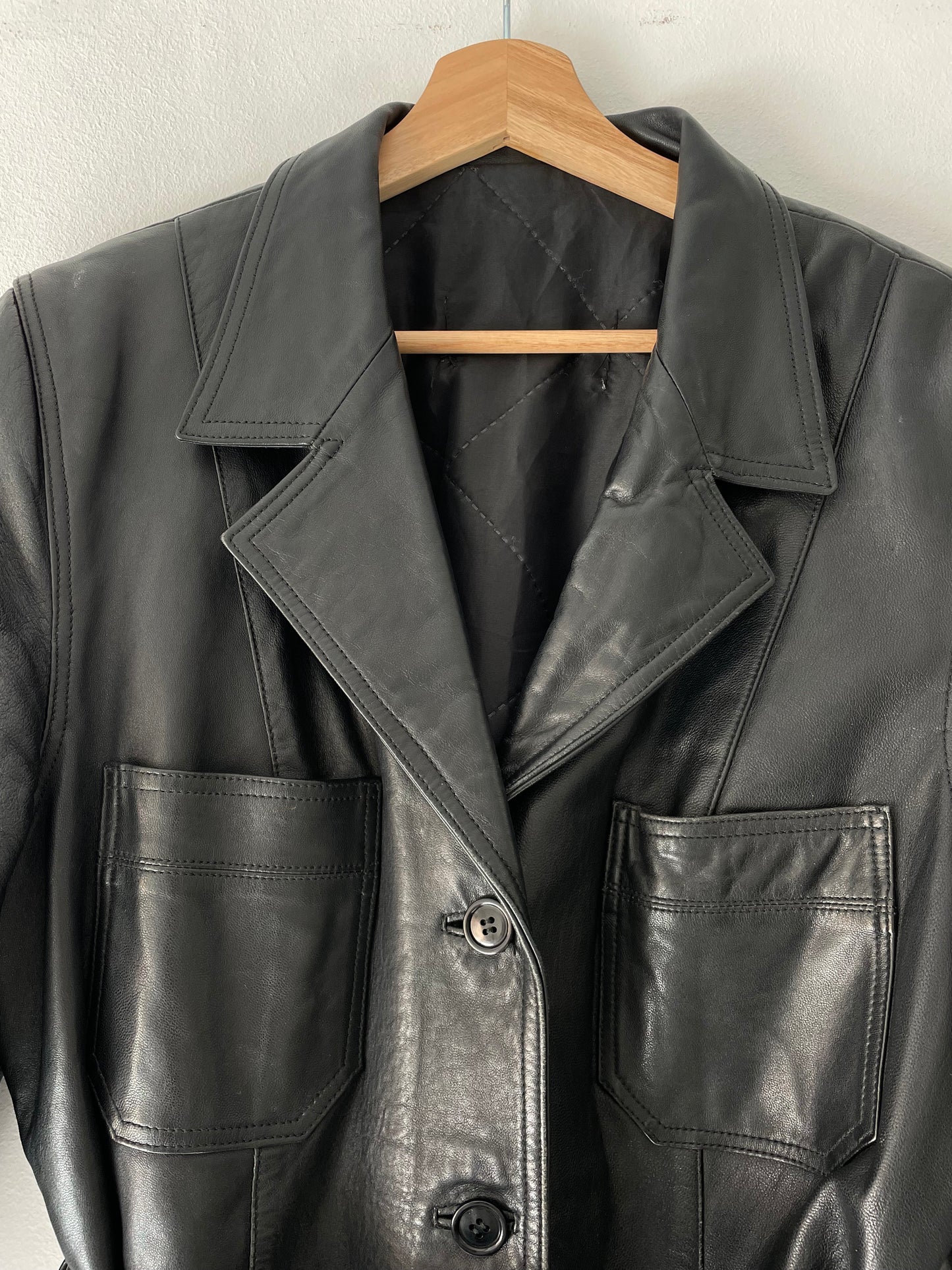 Chaqueta vintage de cuero natural con cinturón