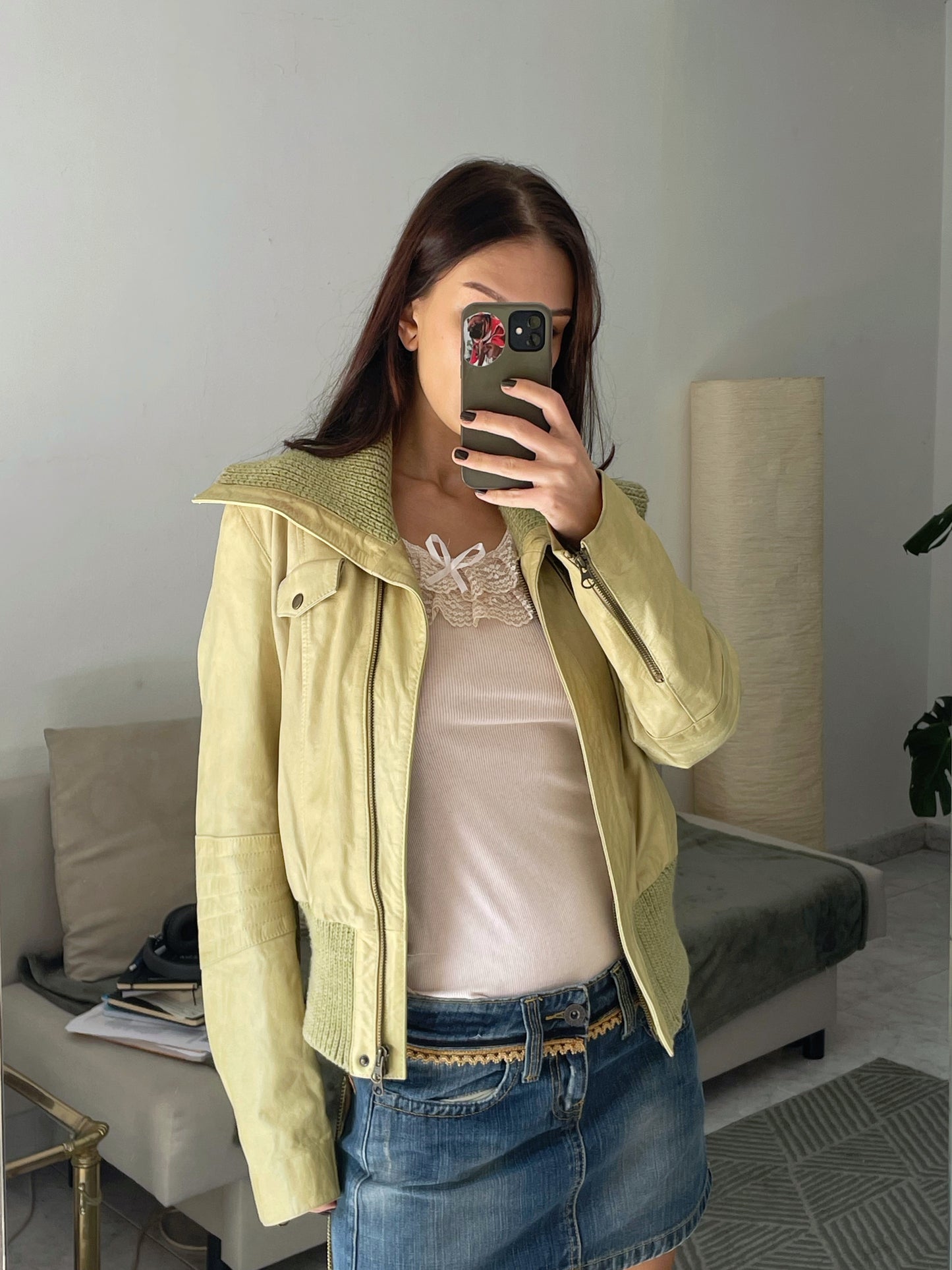 Chaqueta corta de cuero natural