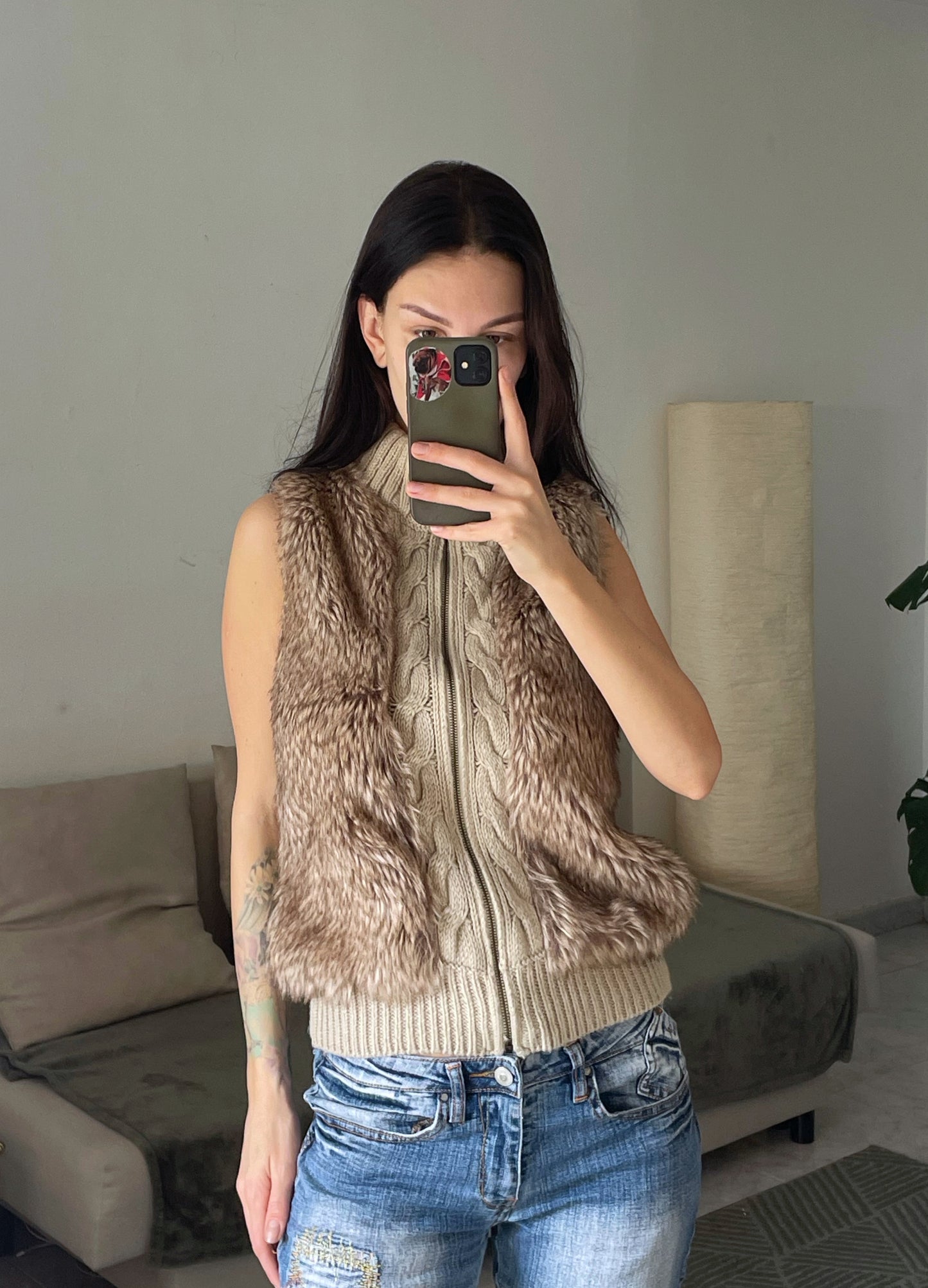 Y2K style waistcoat with faux fur.