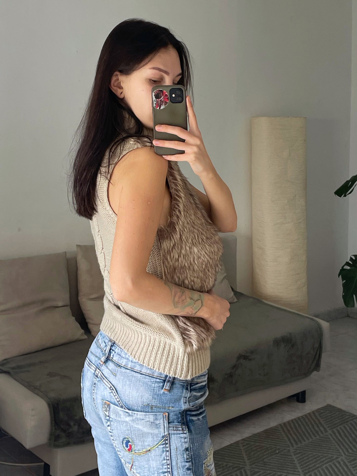 Y2K style waistcoat with faux fur.