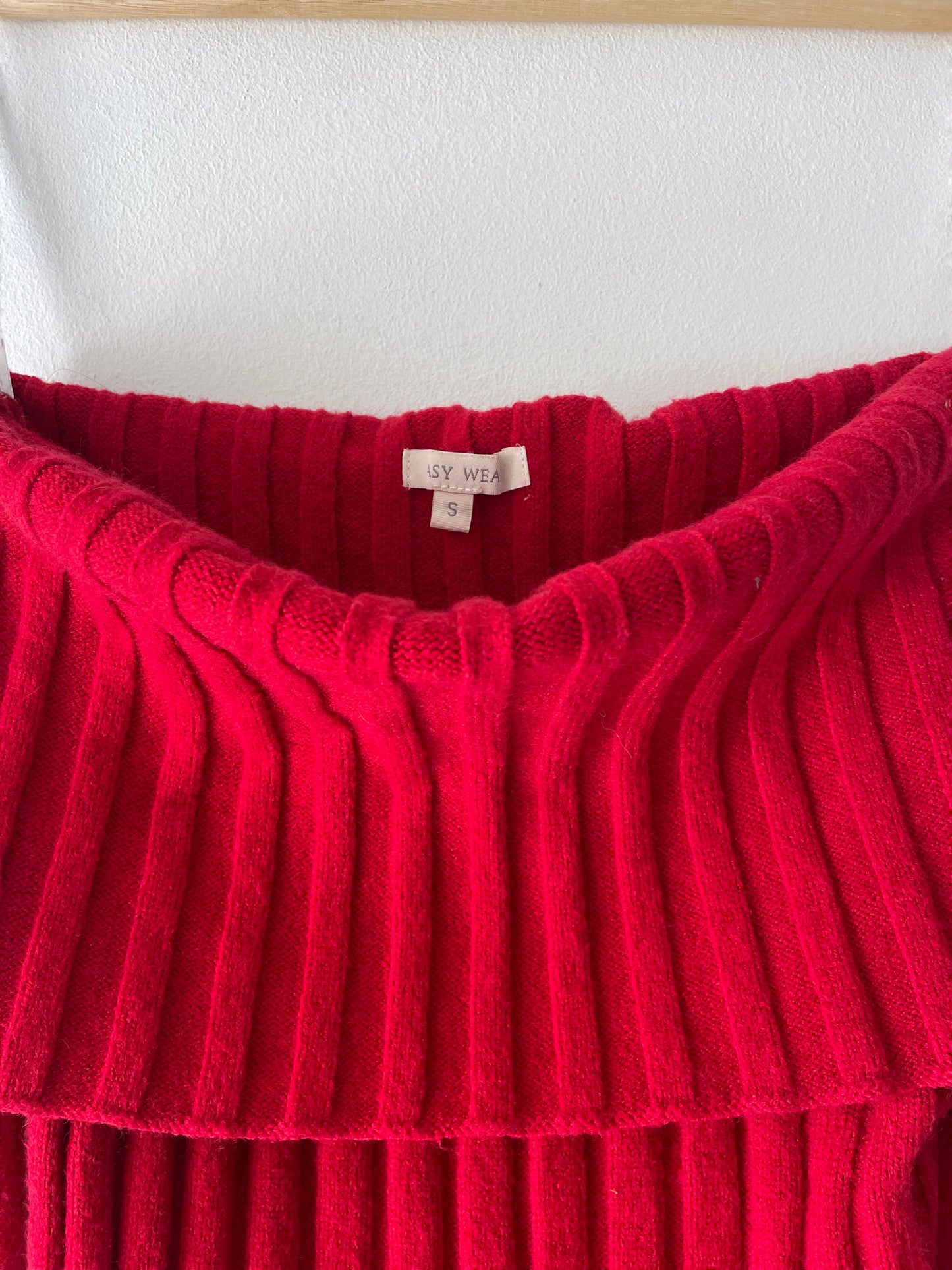 Off-shoulder sweater
