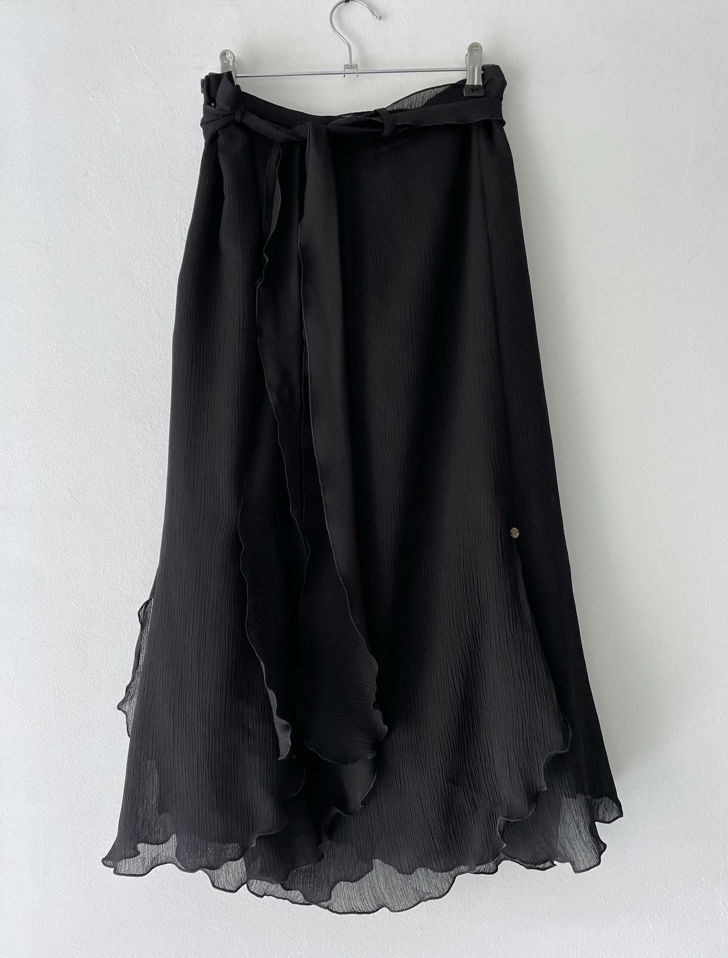 Layered skirt with a belt