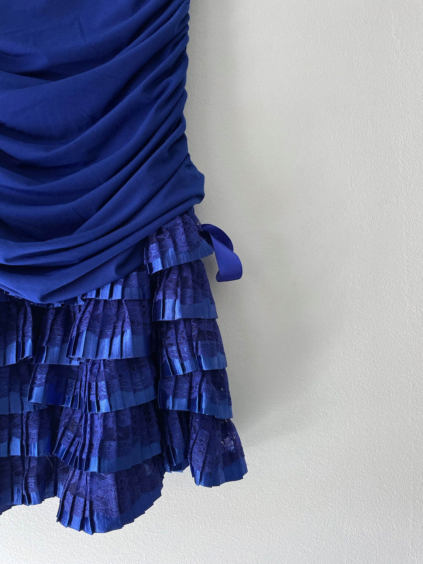 Strapless dress with layered skirt