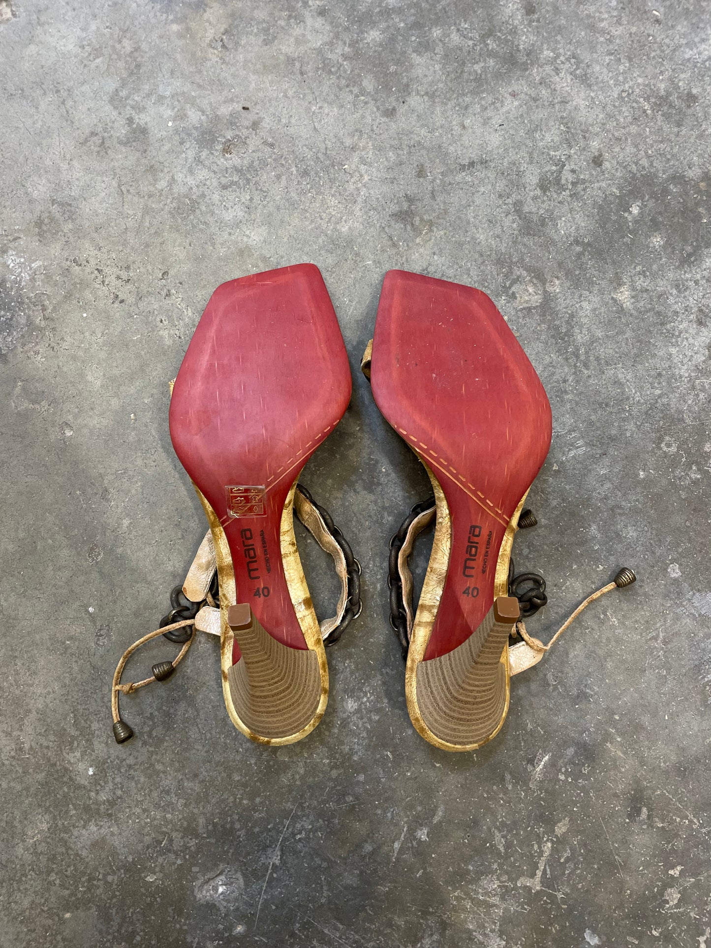 Sandals With Chains