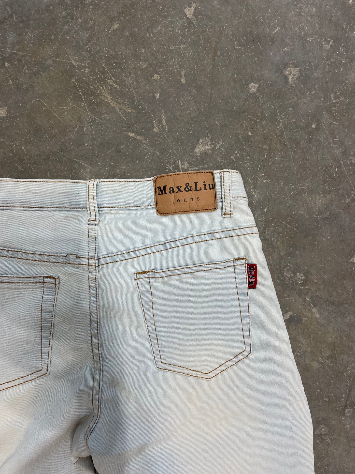 Flared Y2K Style Jeans