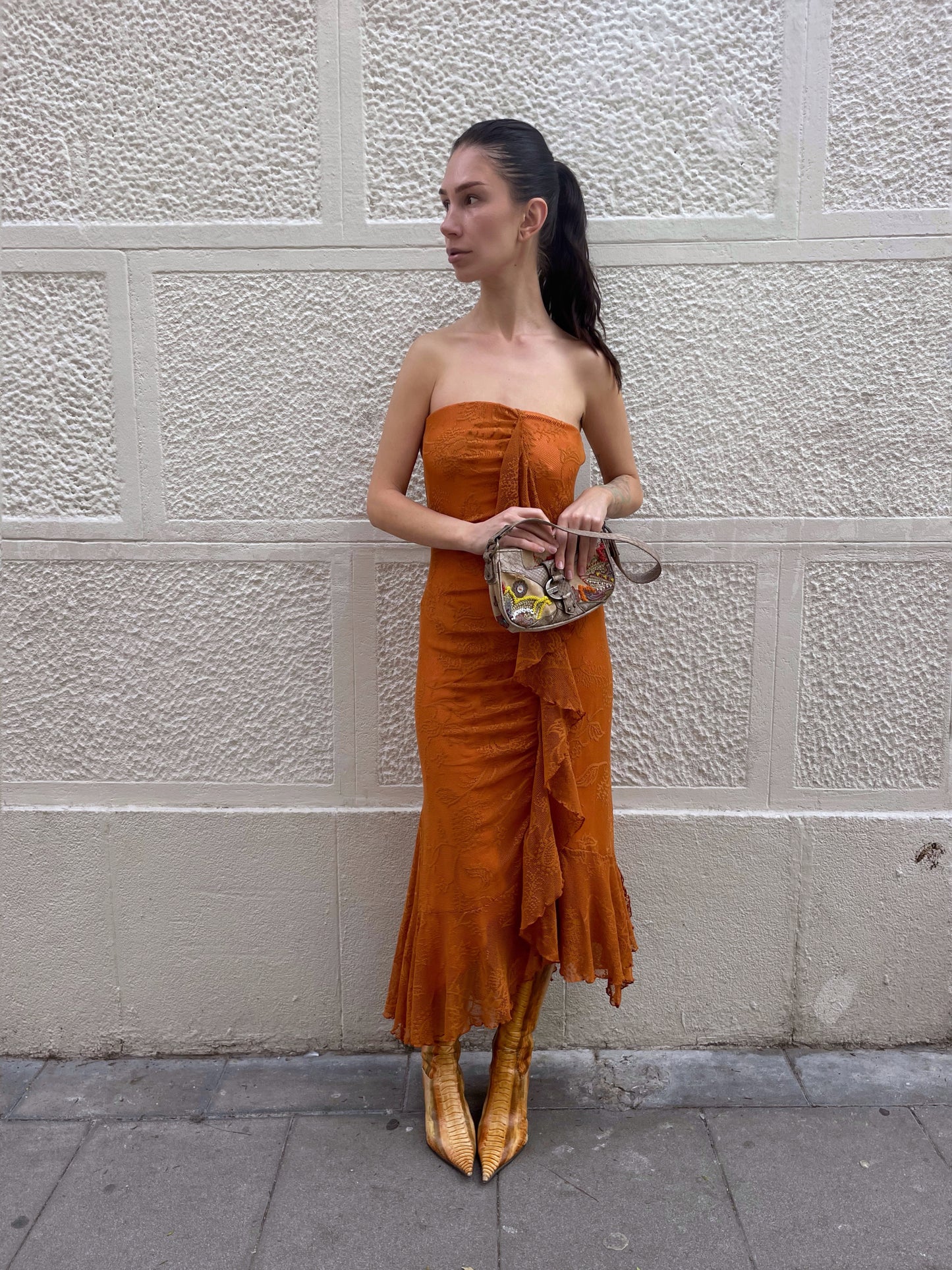 Lace dress with ruffles