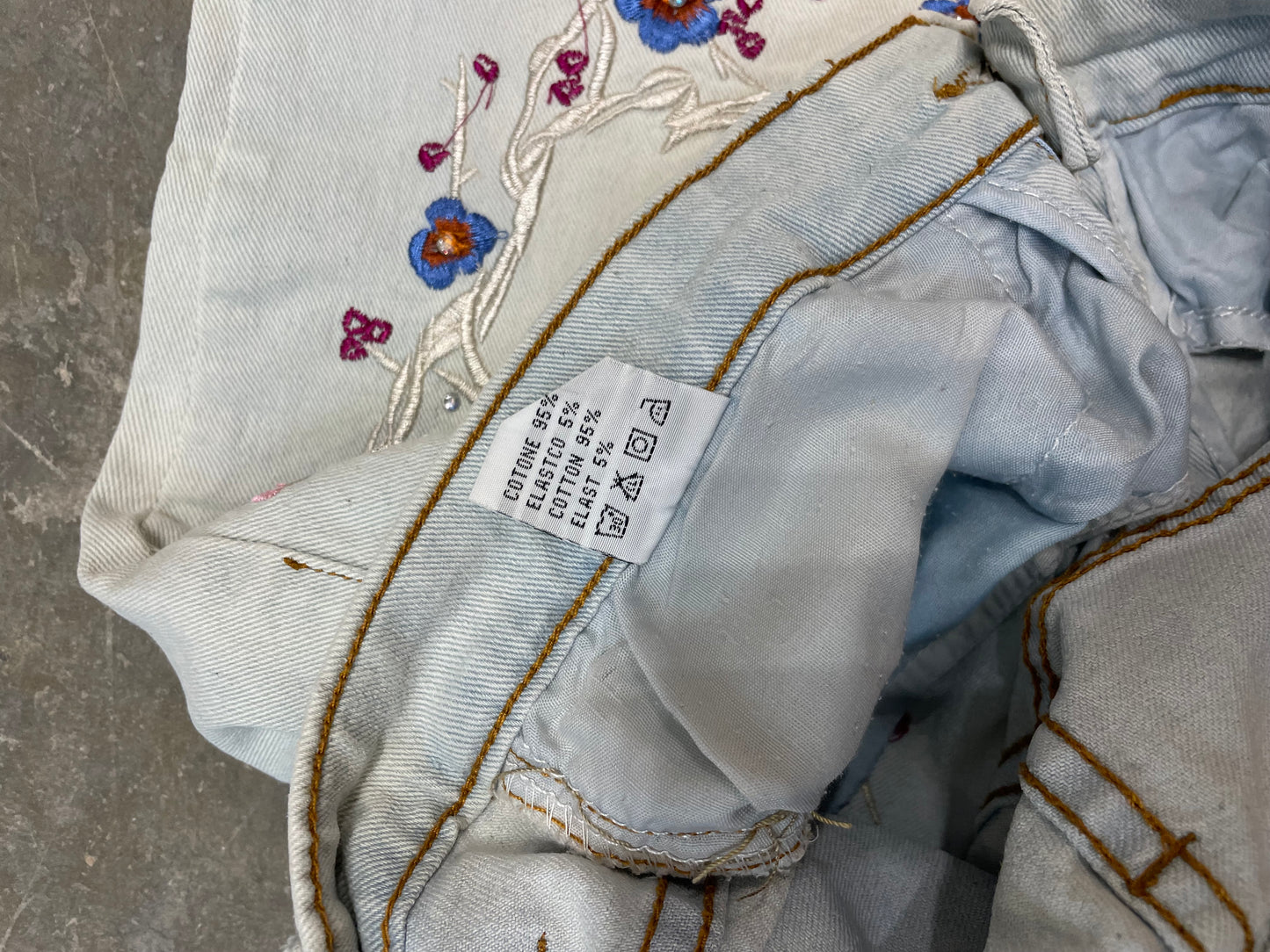 Flared Y2K Style Jeans
