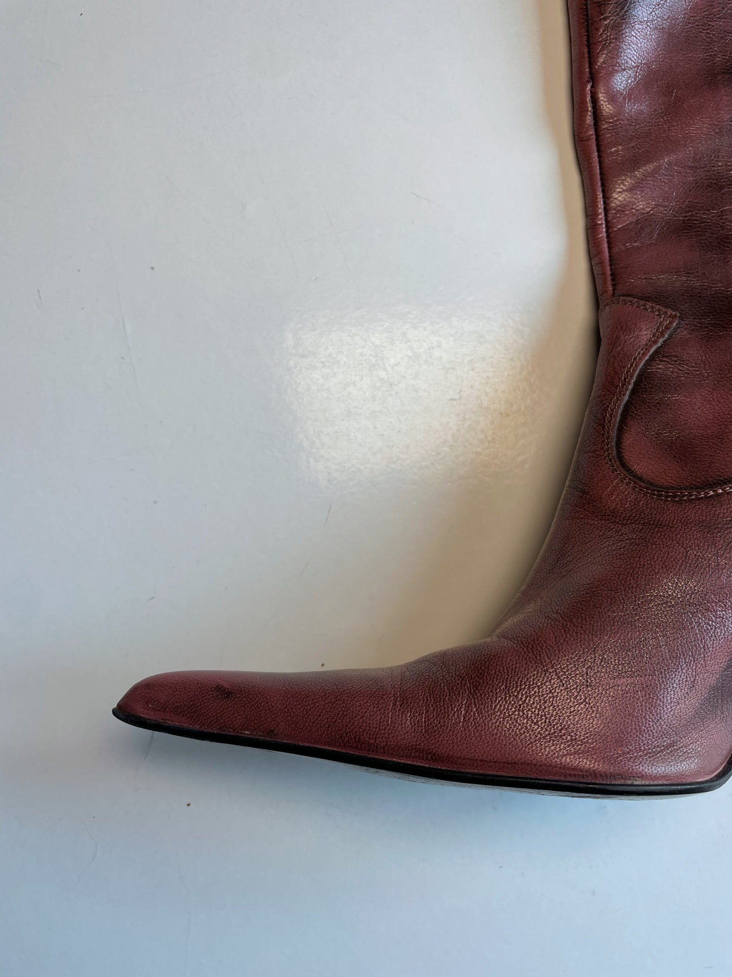 Vintage Maroon Pointed-Toe Mid-Calf Boots