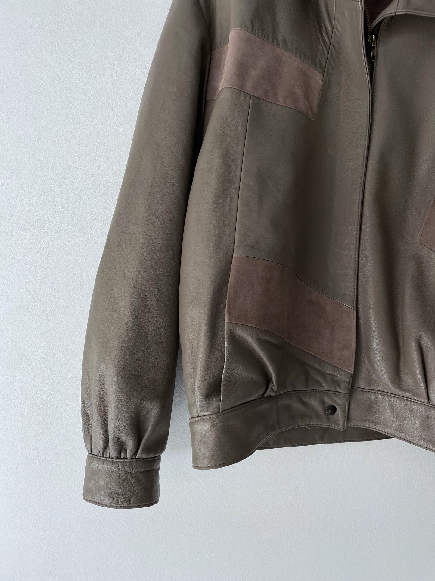 Vintage leather bomber