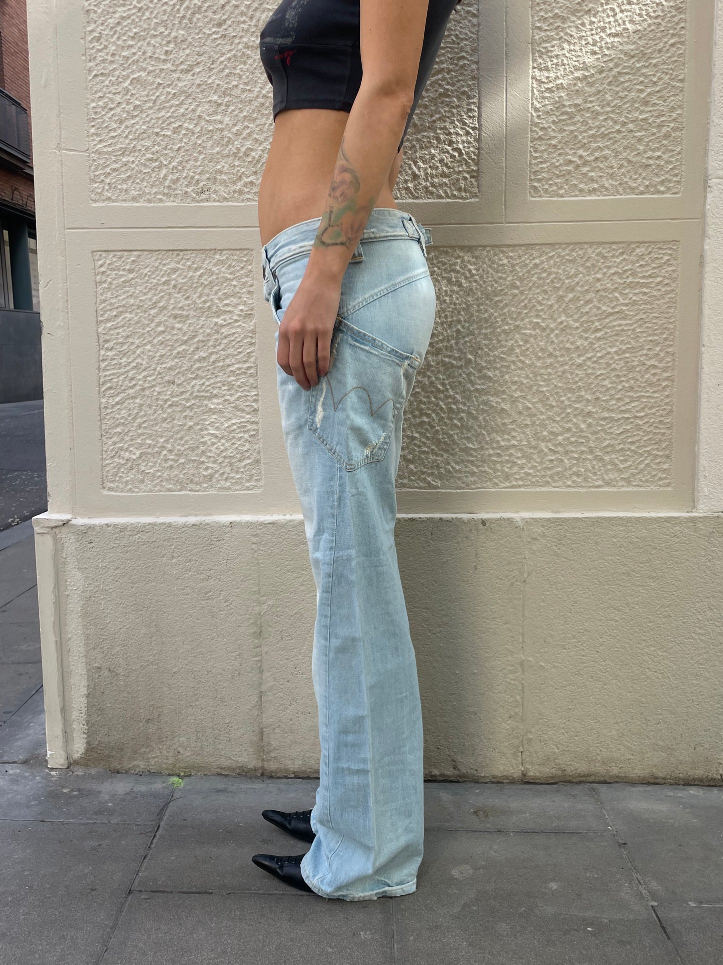 Low rise straight jeans.