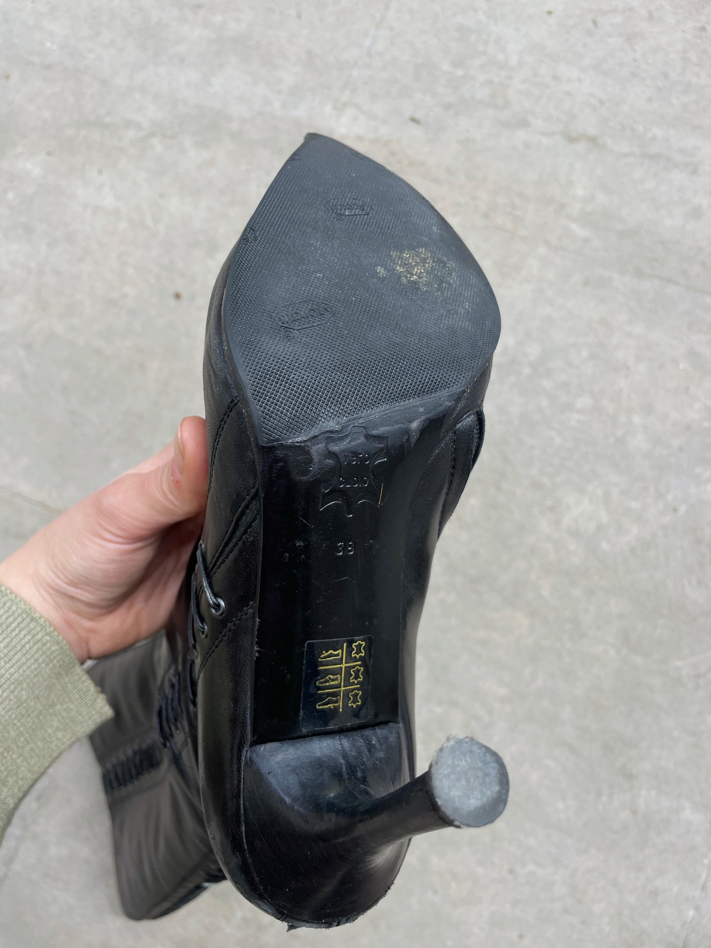 Vintage leather boots by R&Renzi