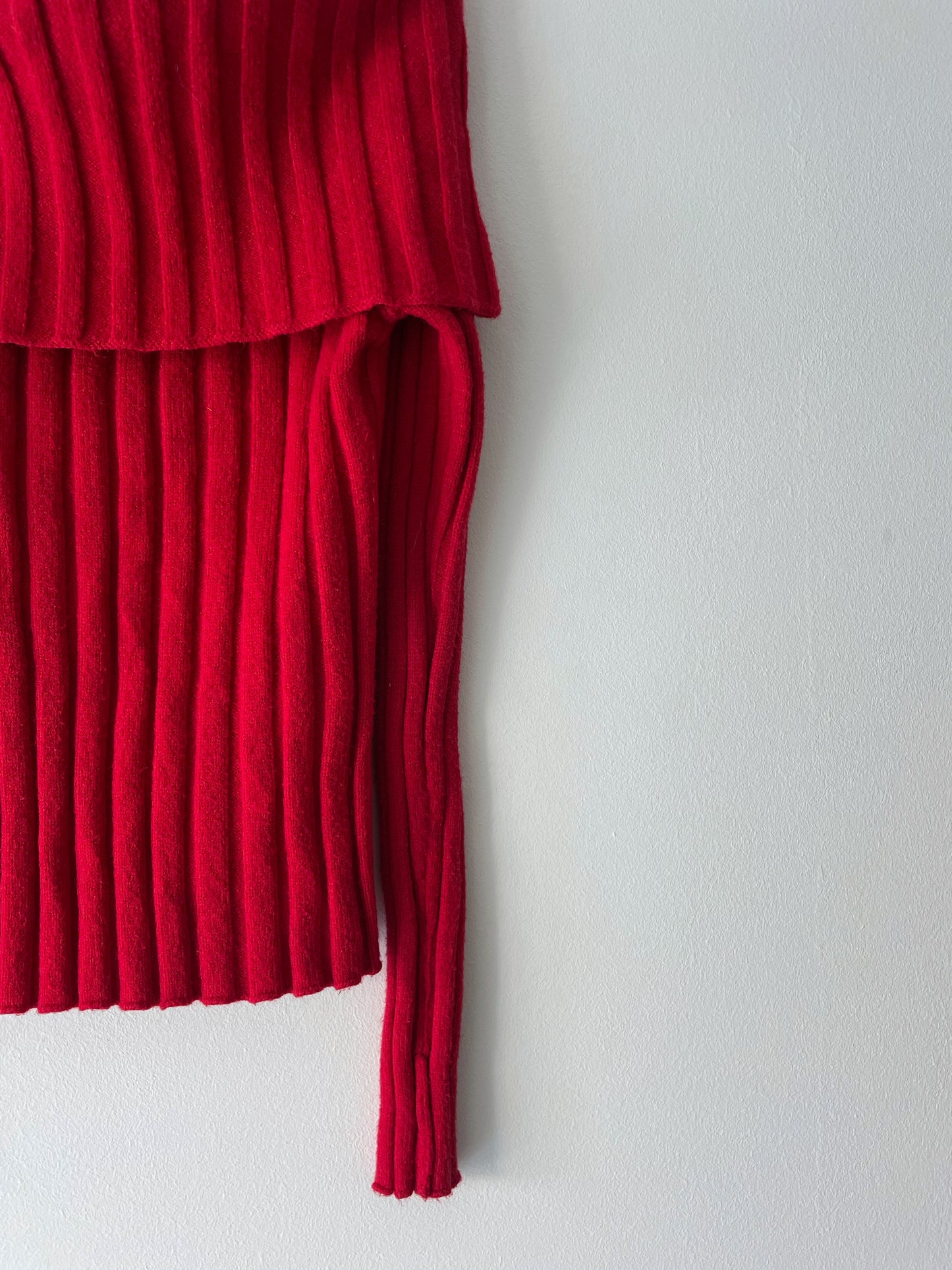 Off-shoulder sweater