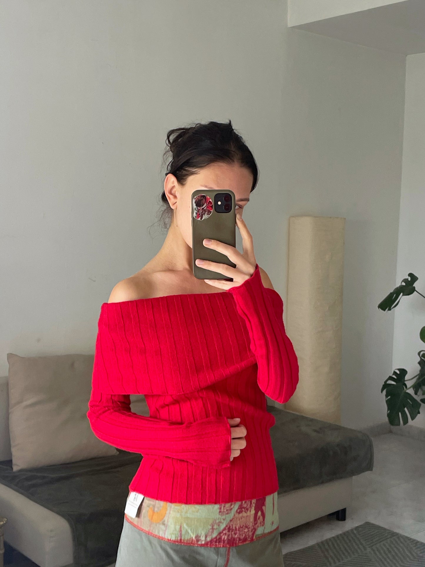 Off-shoulder sweater