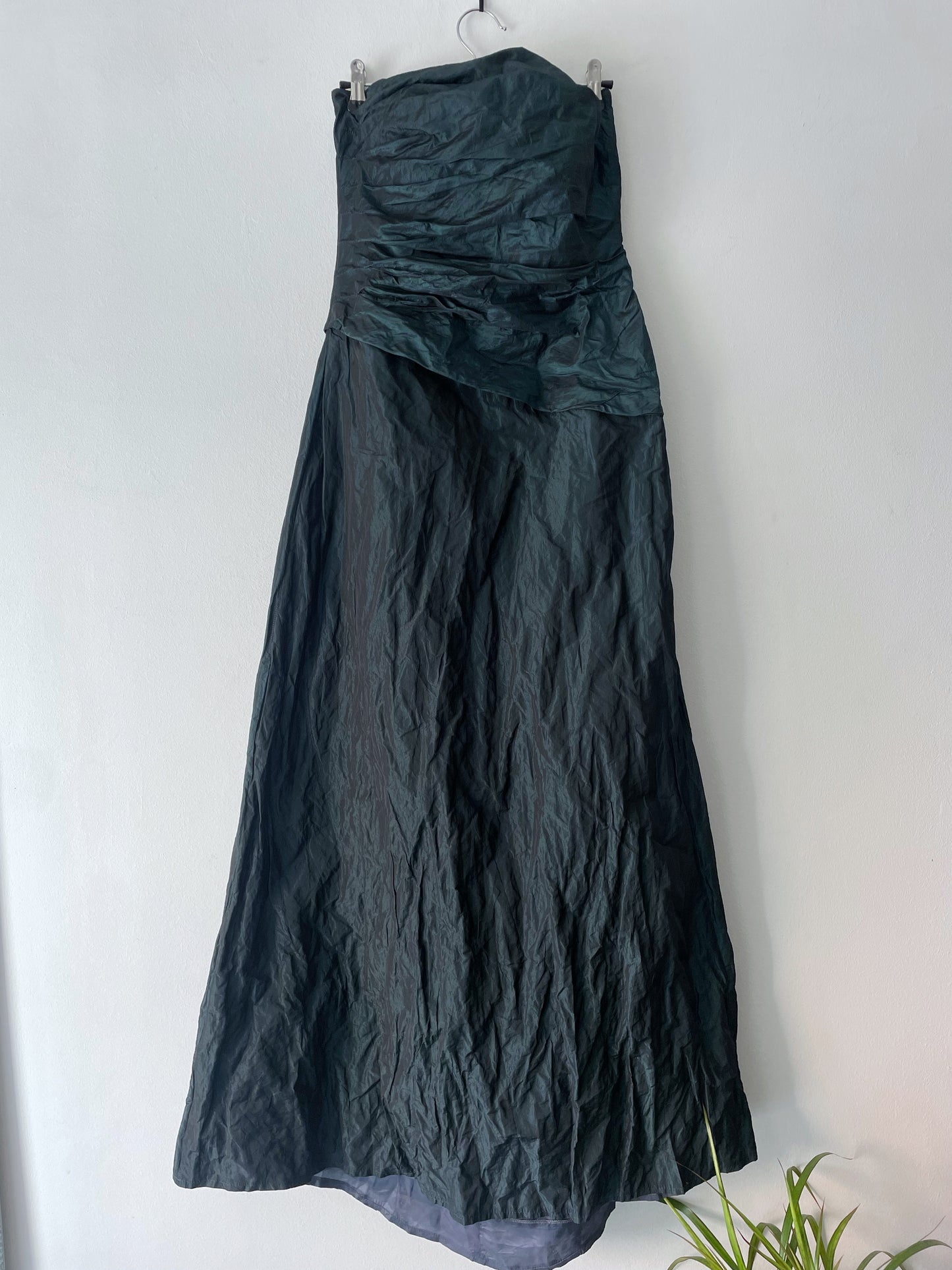 Strapless long dress.