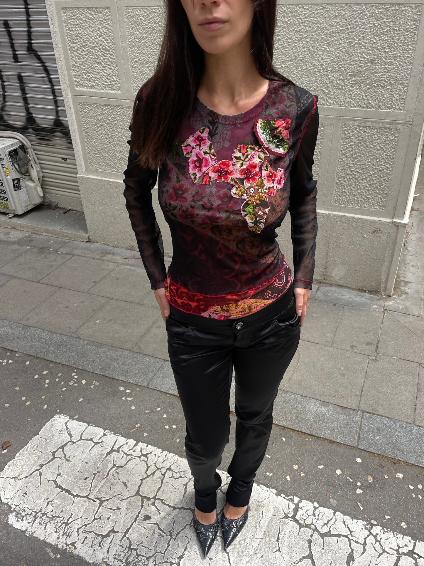 Layered mesh top